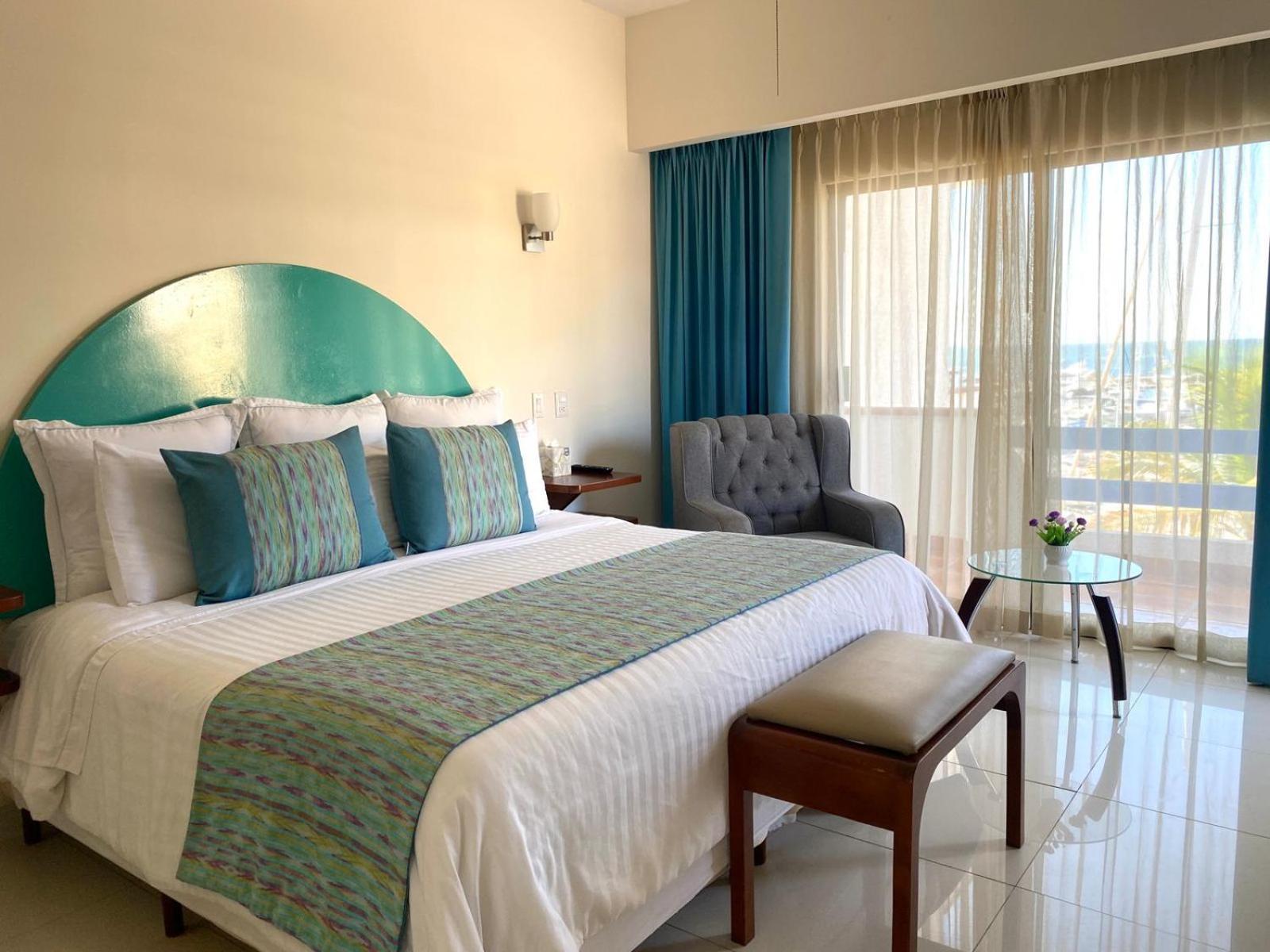 The Westmarine Waterfront Hotel 라파스 외부 사진