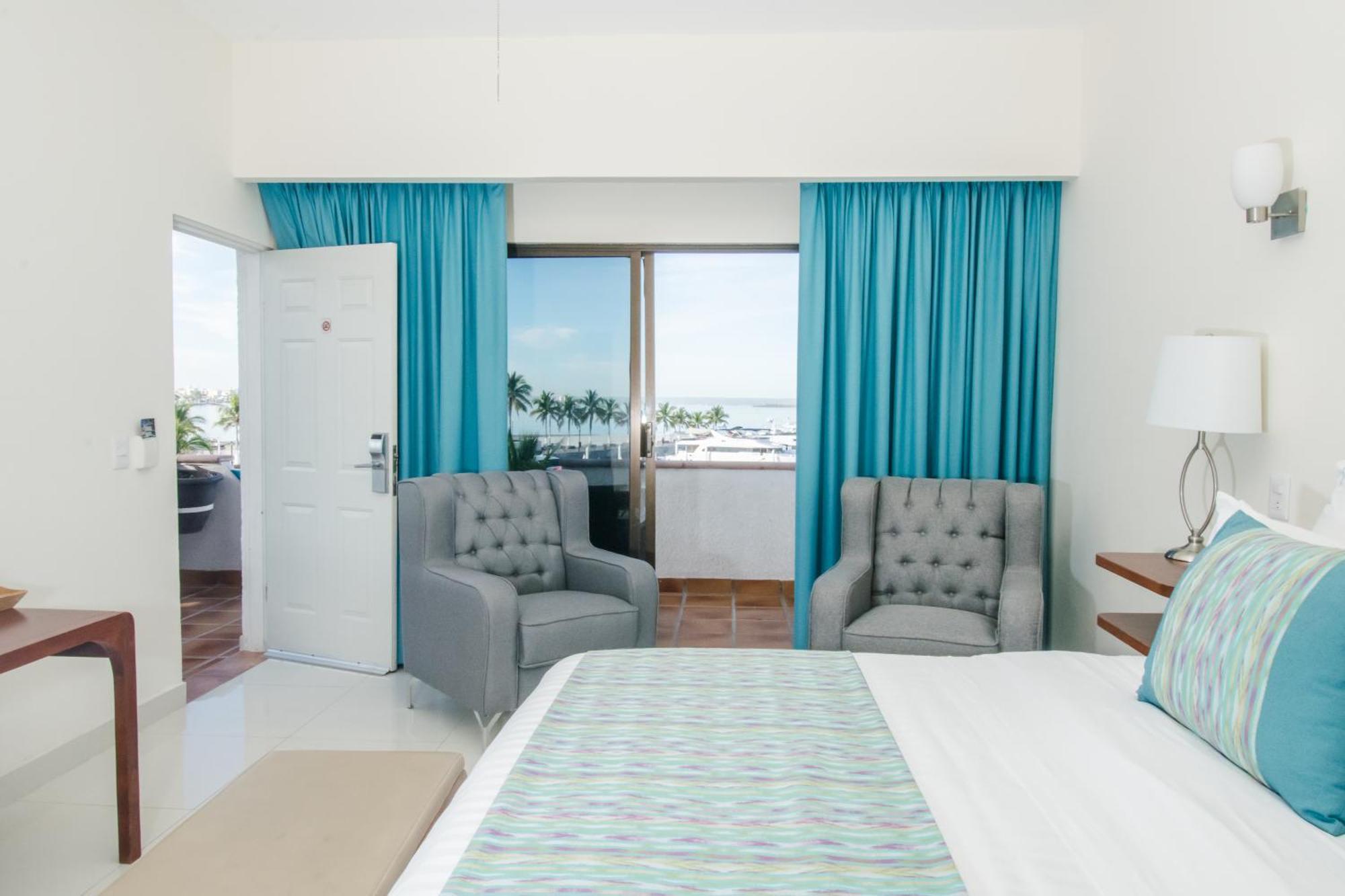 The Westmarine Waterfront Hotel 라파스 외부 사진
