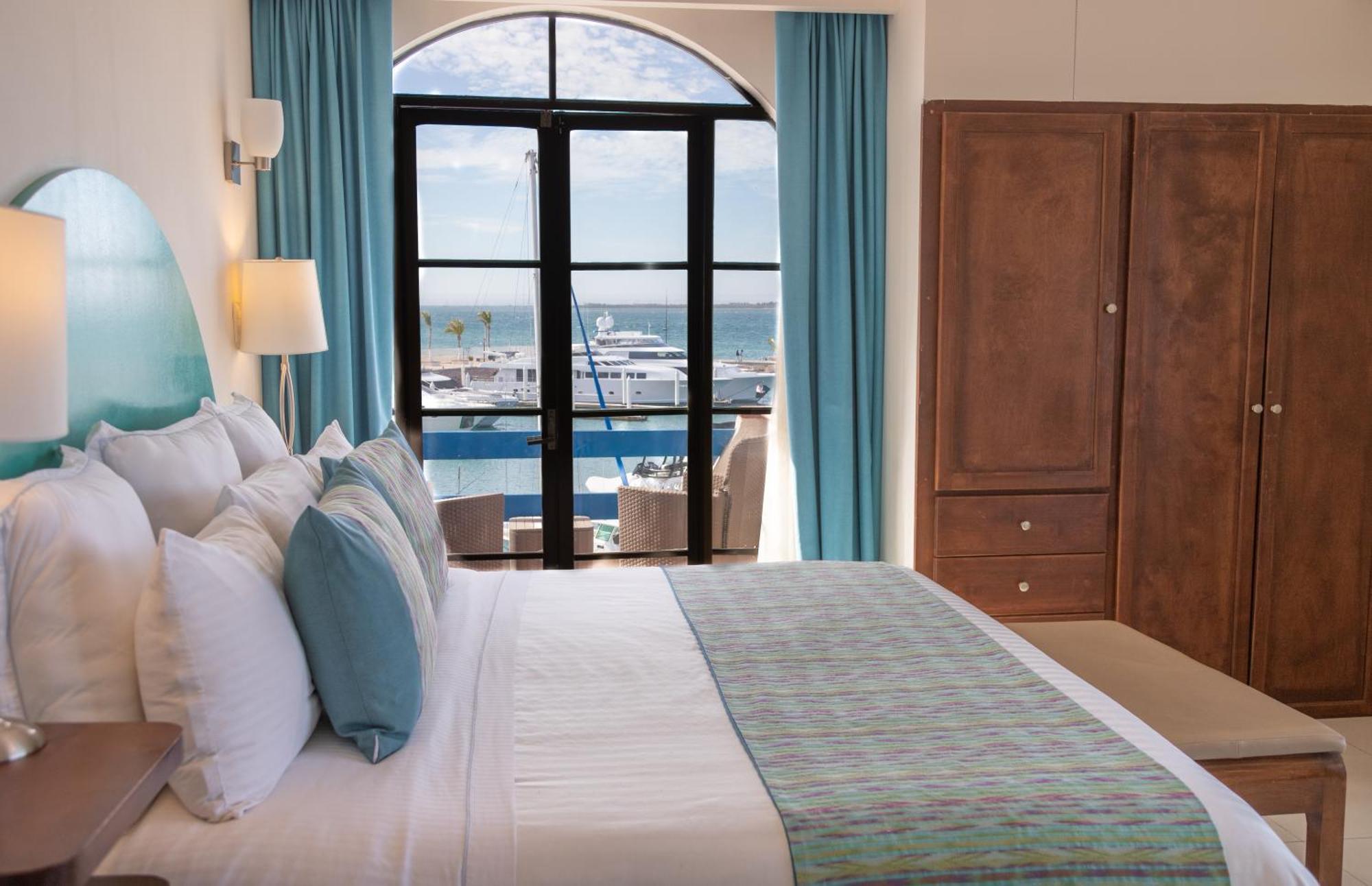 The Westmarine Waterfront Hotel 라파스 외부 사진