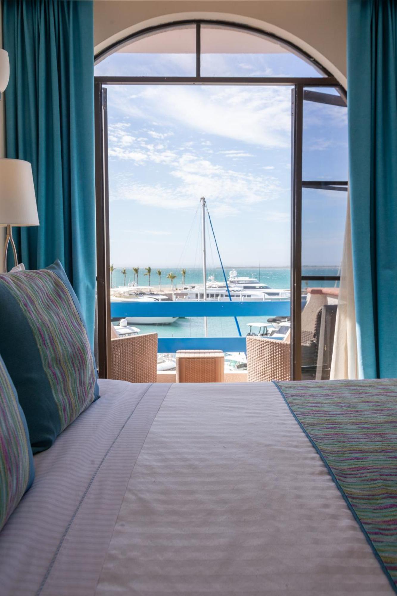 The Westmarine Waterfront Hotel 라파스 외부 사진